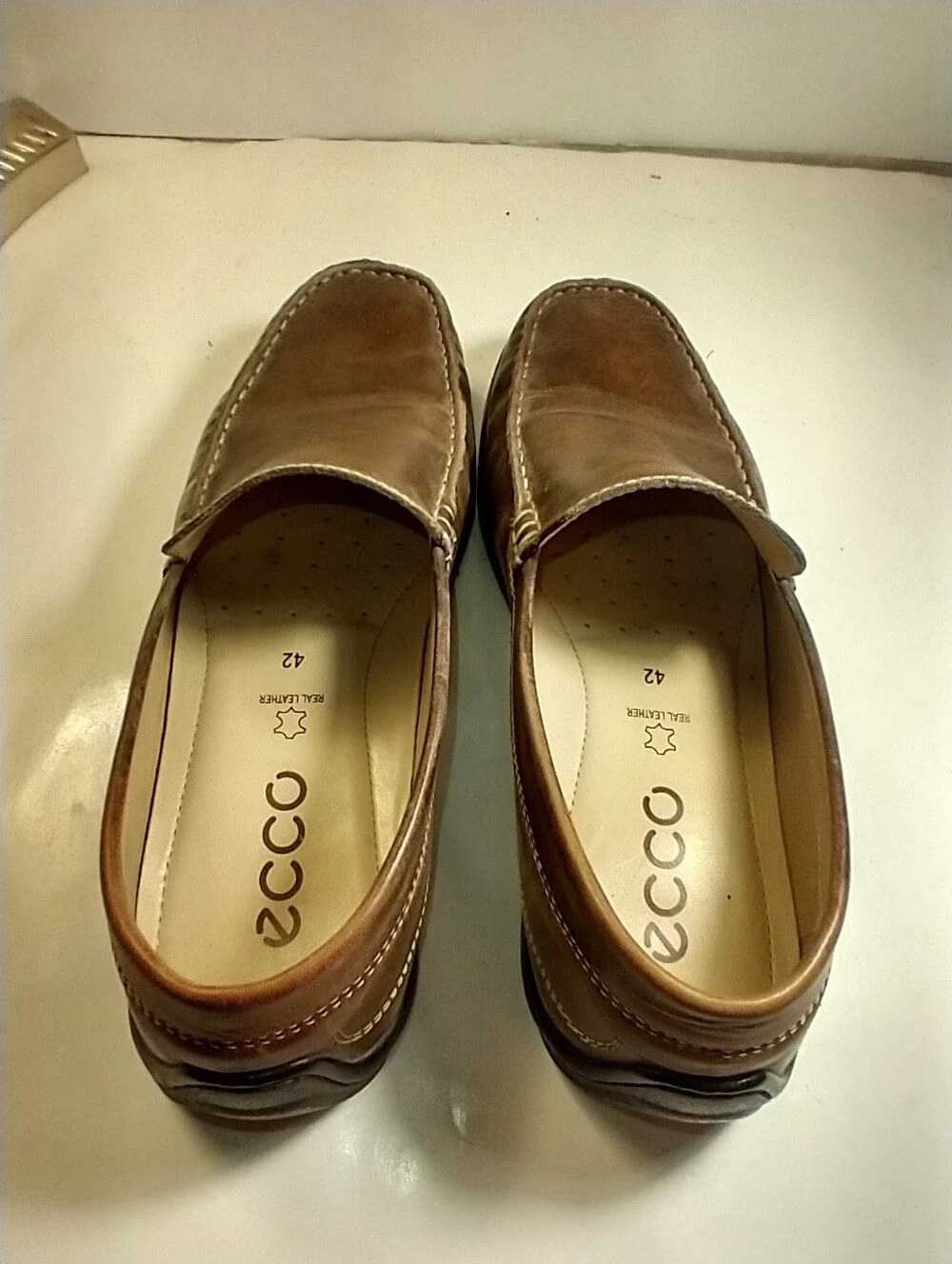 Ecco Classic Moc 2.0 Brown Leather Driving Loafers Shoes Men's sz 8(42).